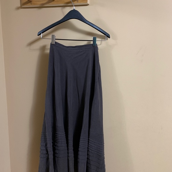 Anne Klein suit - Picture 2 of 4